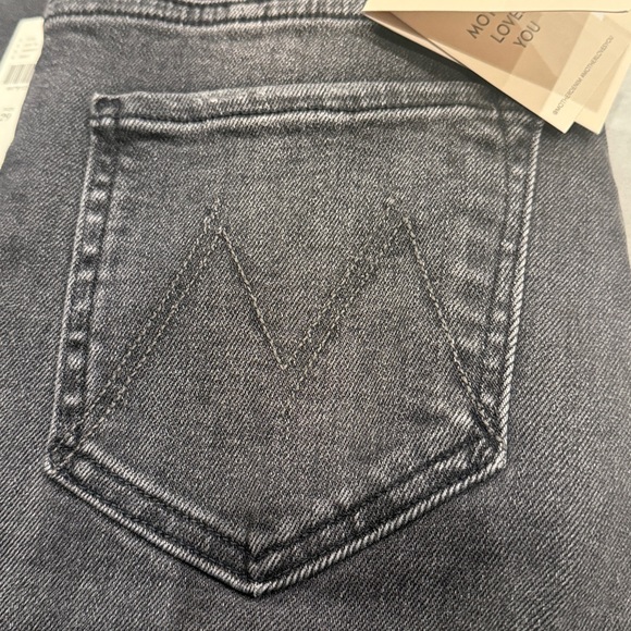 MOTHER The Hustler Roller High-Rise Wide-Leg Ankle Jeans in Call It A Night - Picture 12 of 13